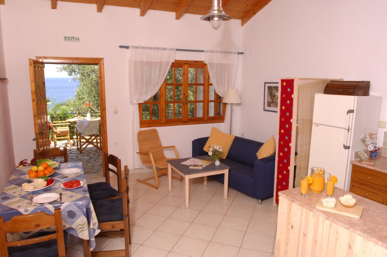 Kipos Villas Гайос Екстериор снимка