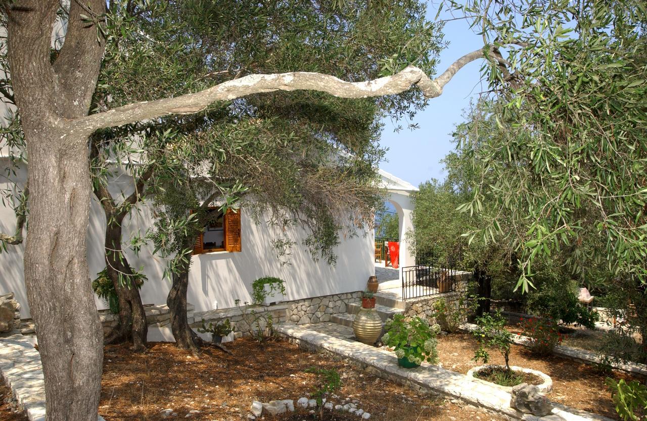 Kipos Villas Гайос Екстериор снимка