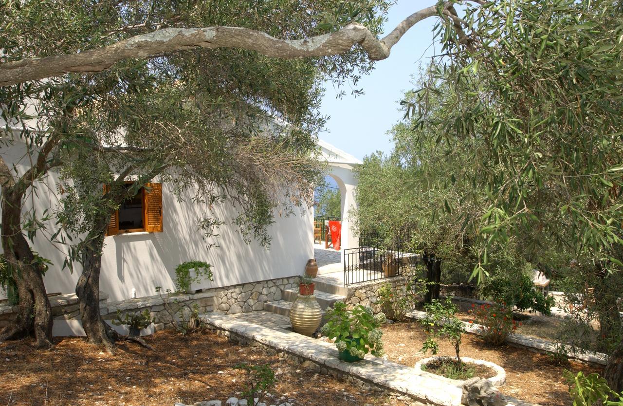 Kipos Villas Гайос Екстериор снимка