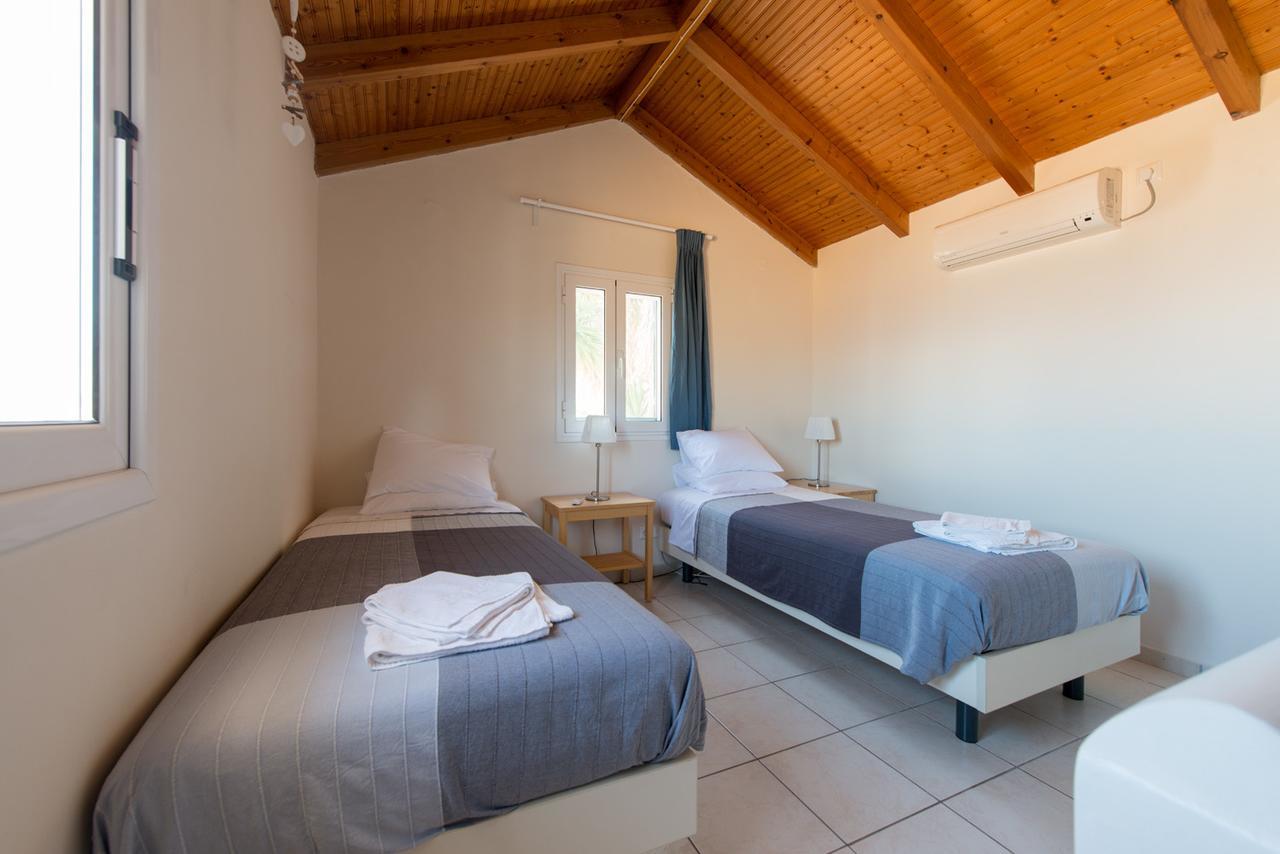 Kipos Villas Гайос Екстериор снимка