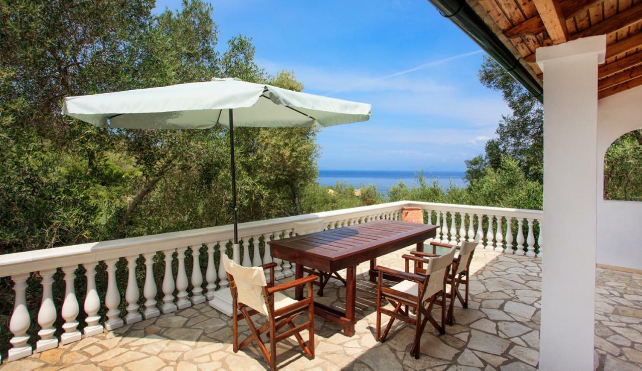 Kipos Villas Гайос Екстериор снимка