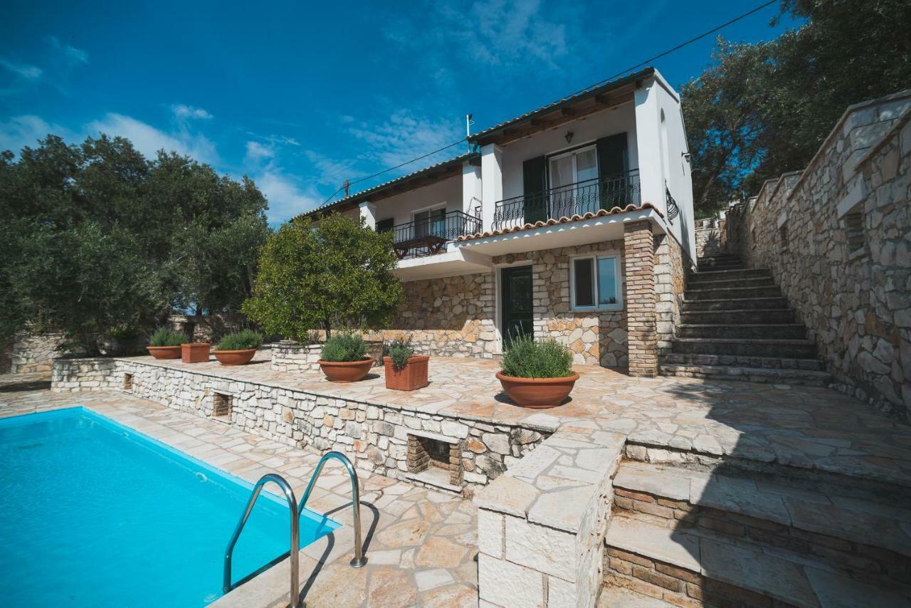 Kipos Villas Гайос Екстериор снимка