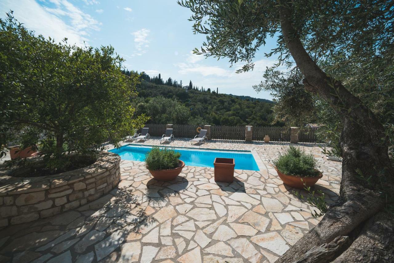 Kipos Villas Гайос Екстериор снимка
