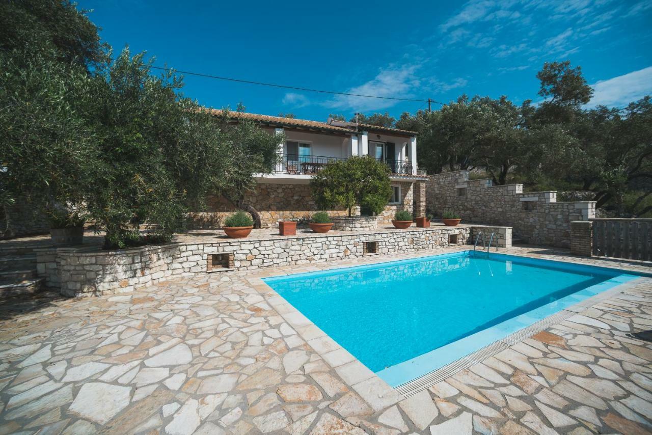Kipos Villas Гайос Екстериор снимка